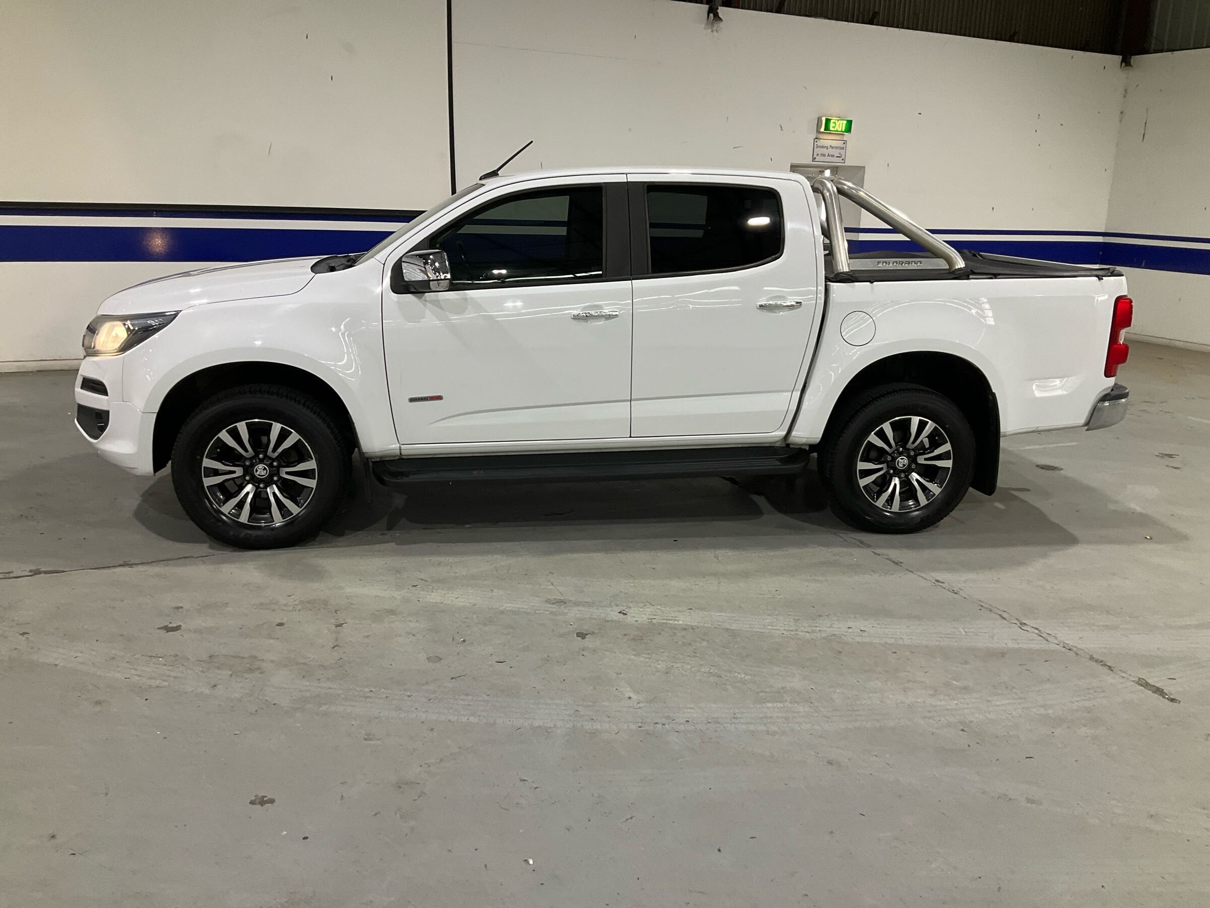 Vehicle photo