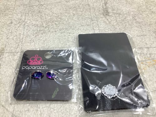 slide-items-3