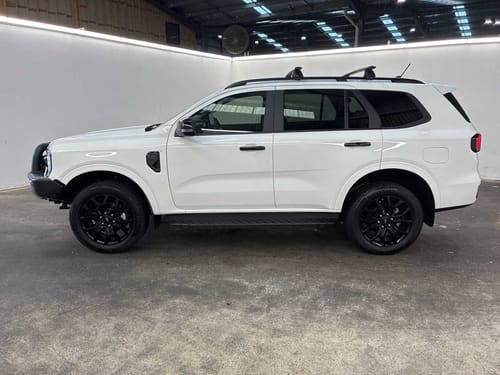 slide-items-3