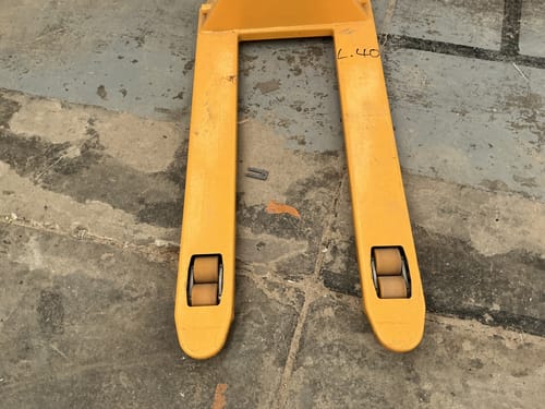 slide-items-2