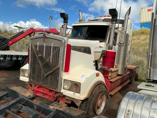 slide-items-3