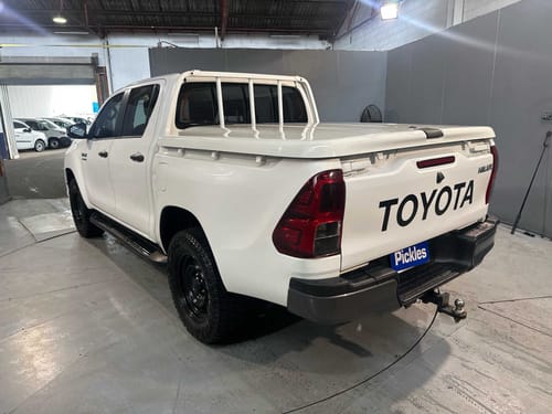 slide-items-4