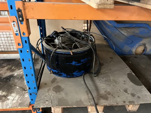 slide-items-3