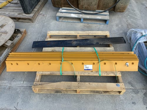 slide-items-2