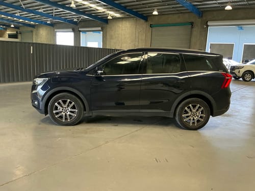 slide-items-3