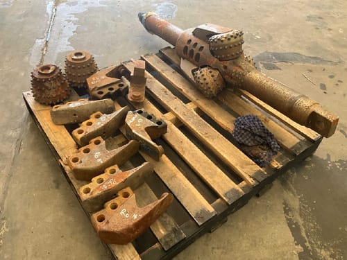 slide-items-2
