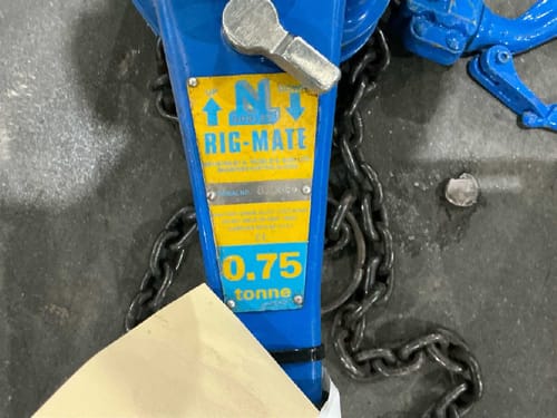 slide-items-1