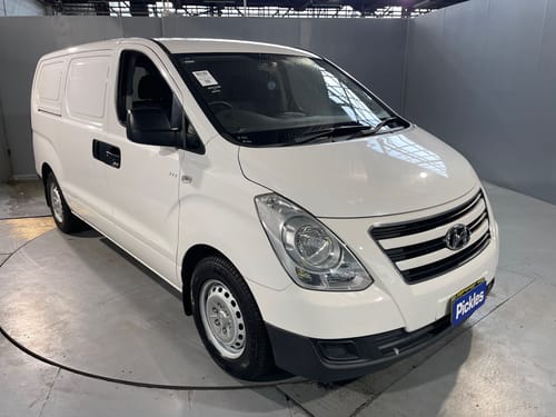 2017 Hyundai iLoad - TQ3-V Series II MY17 Van 5dr. Auto 5sp 1098kg 2.5DT