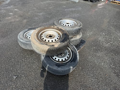 slide-items-3