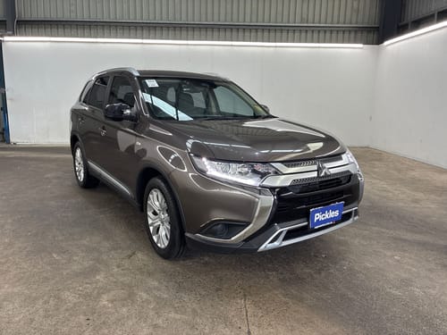 2019 Mitsubishi Outlander - ZL MY19 ES Wagon 7st 5dr CVT 6sp 2WD 2.4i