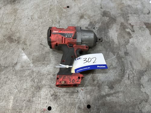 slide-items-3