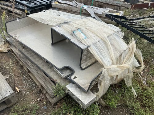 slide-items-3