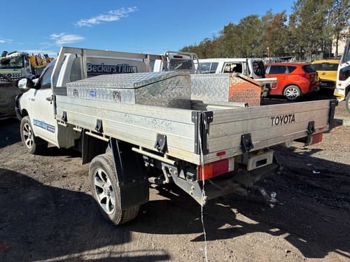 slide-items-4