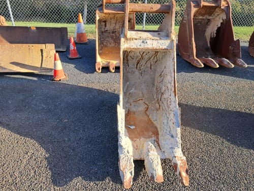 slide-items-1