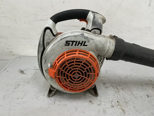slide-items-3