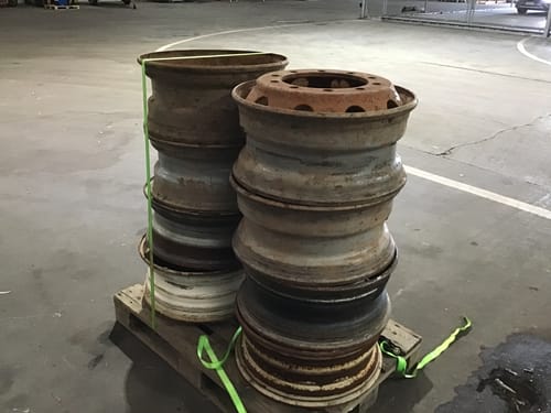 slide-items-3