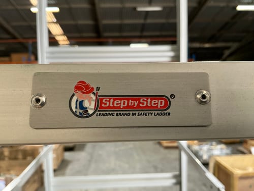 slide-items-1