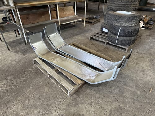 slide-items-2