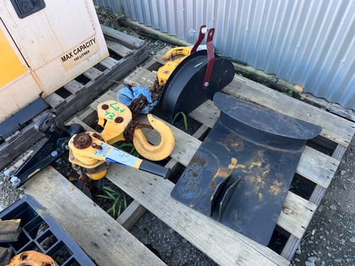 slide-items-2