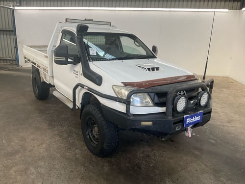 2010 Toyota Hilux - KUN26R MY10 SR Cab Chassis Single Cab 2dr Man 5sp 4x4 1095kg 3.0DT