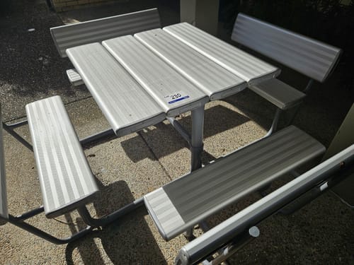 slide-items-1