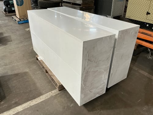 slide-items-3
