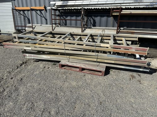 slide-items-1