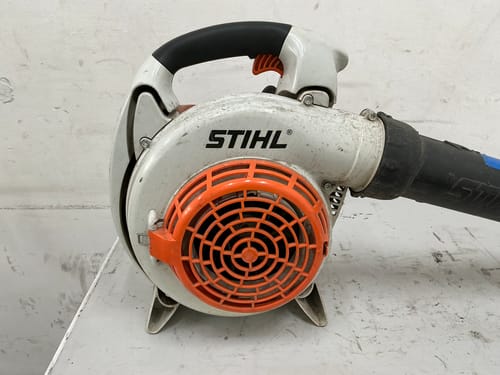 slide-items-3