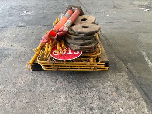 slide-items-1