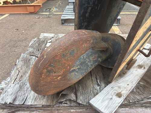 slide-items-3