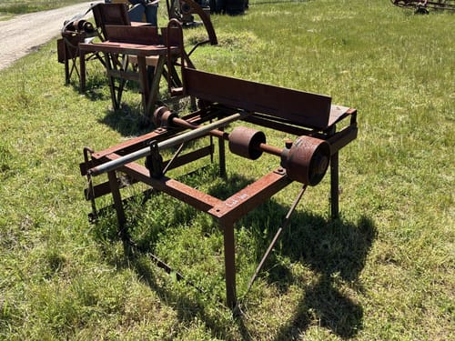 slide-items-3