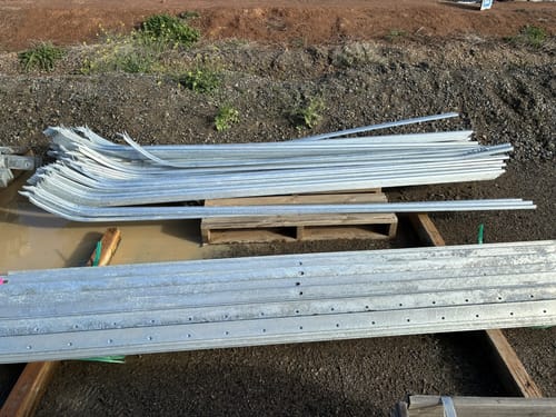 slide-items-1