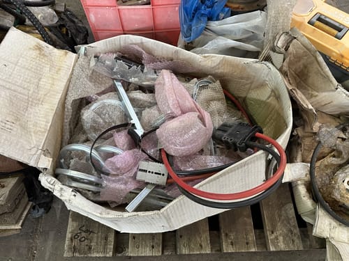 slide-items-1
