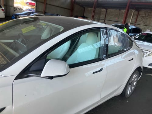 slide-items-3