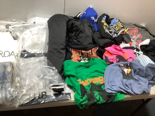 slide-items-3