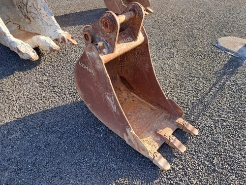 slide-items-0