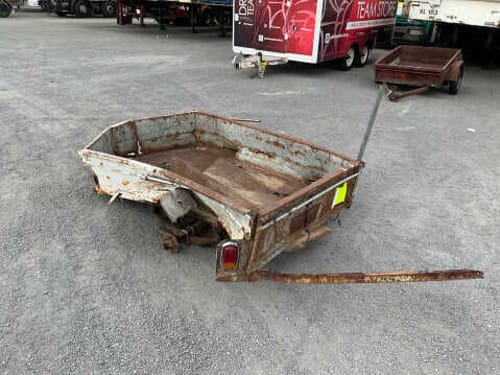 slide-items-3