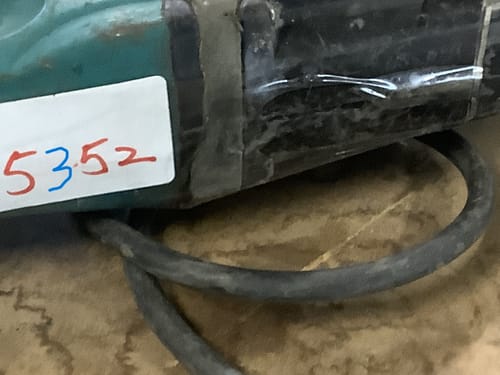 slide-items-3