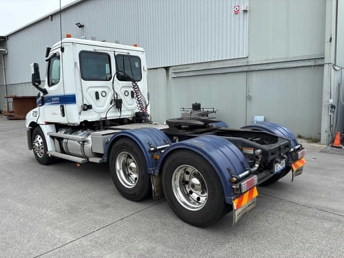 slide-items-4