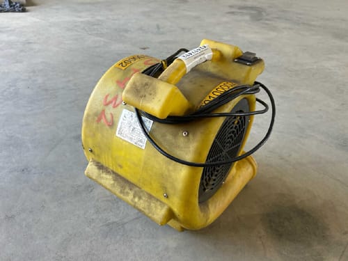 slide-items-3