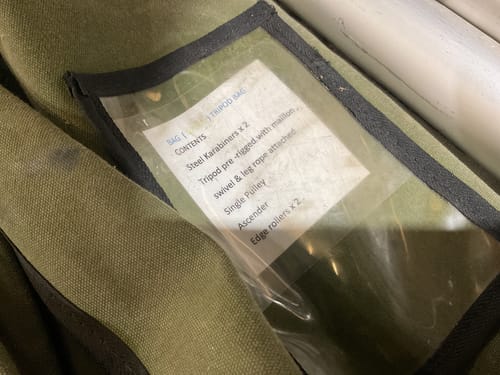 slide-items-1