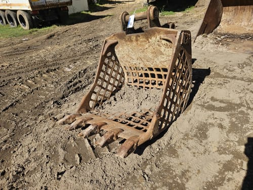 slide-items-1