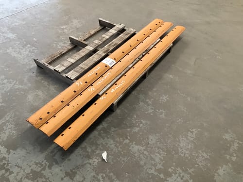 slide-items-4
