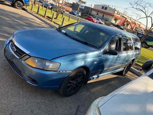 slide-items-3