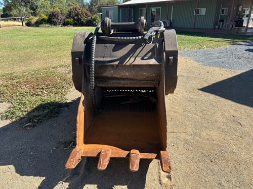 slide-items-1