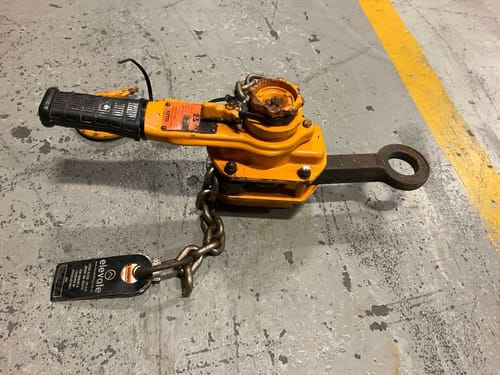 slide-items-1