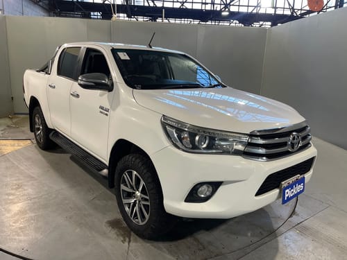 2015 Toyota Hilux - GUN126R SR5 Utility Double Cab 4dr Spts Auto 6sp 4x4 925kg 2.8DT