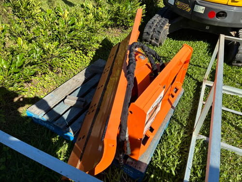 slide-items-0