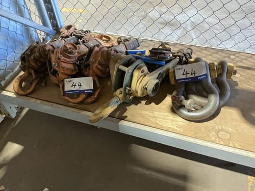 slide-items-0