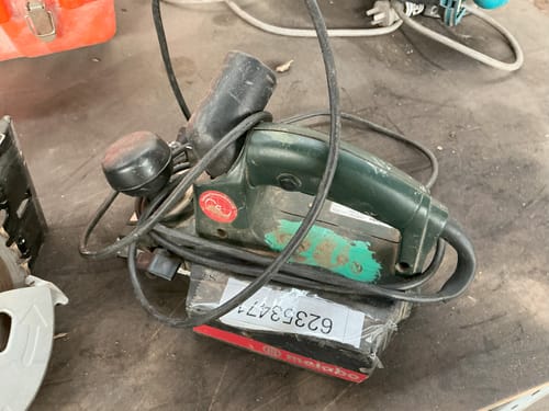 slide-items-3